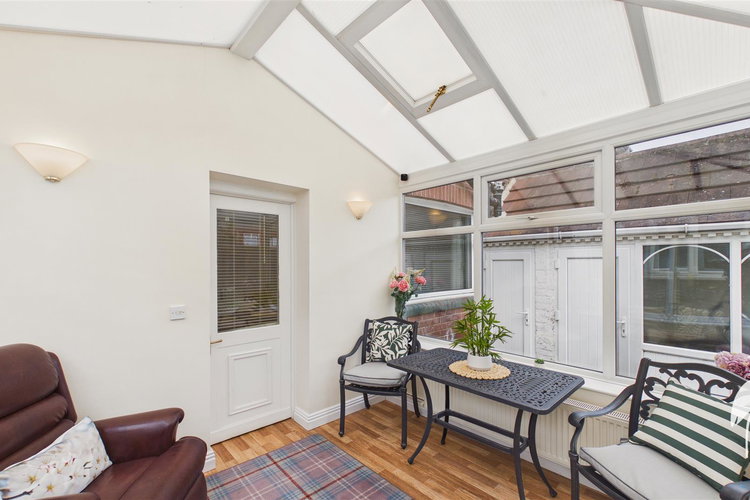 Conservatory - Picture 9 of 25