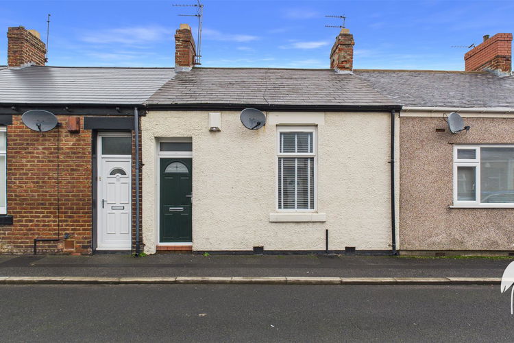 CAM05632G0-PR0145-STILL016.jpg - Picture 1 of 15