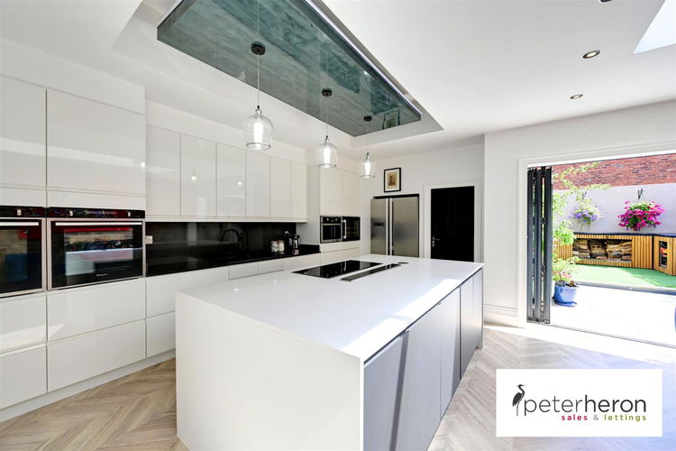 Kitchen/Diner And Family Area - Picture 14 of 42