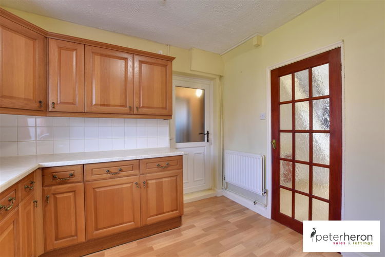 Kitchen - Picture 7 of 12