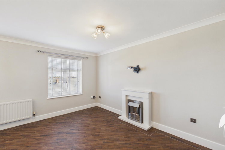 Open Plan Lounge/Kitchen - Picture 7 of 16