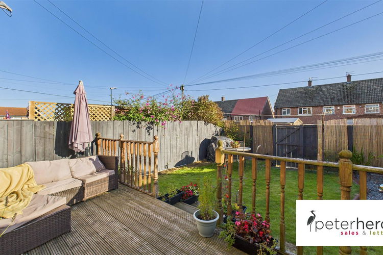 Outside - Picture 20 of 23