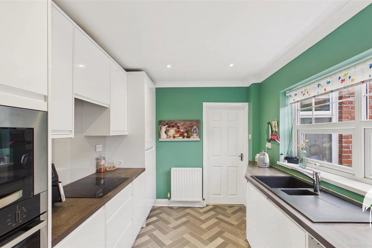 Kitchen - Picture 11 of 22