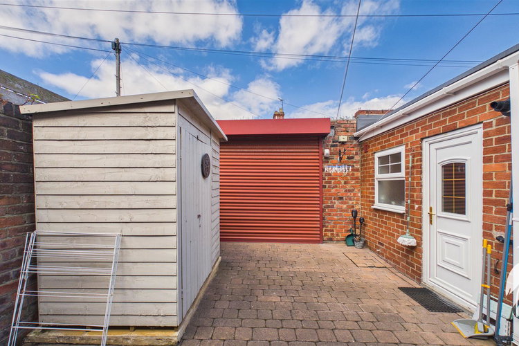 Outside - Picture 21 of 22