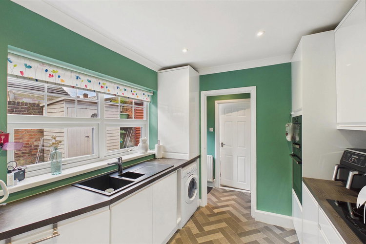 Kitchen - Picture 9 of 22