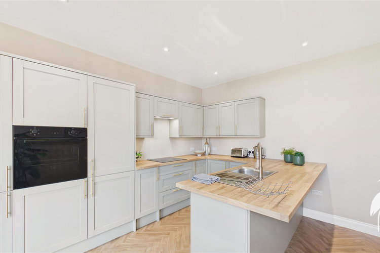 Open Plan Kitchen/Diner - Picture 5 of 24
