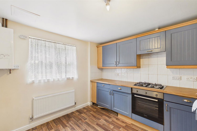 Kitchen - Picture 4 of 14