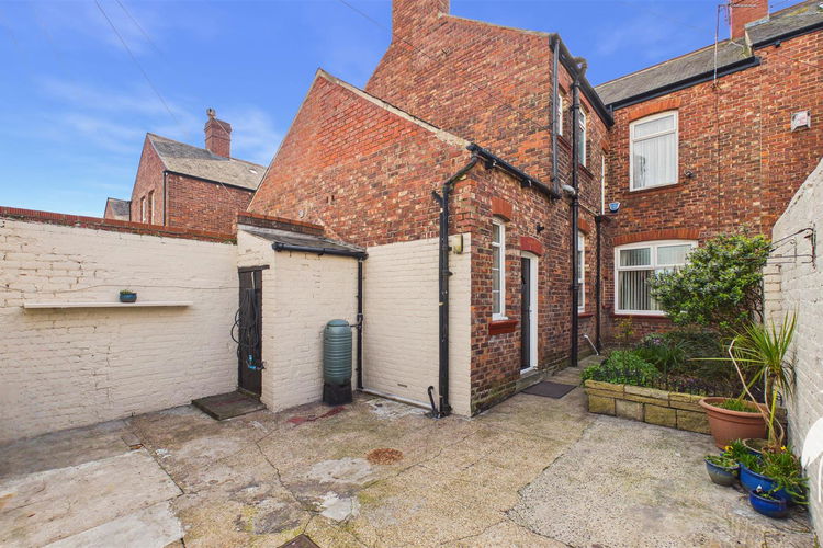 Outside - Picture 24 of 26