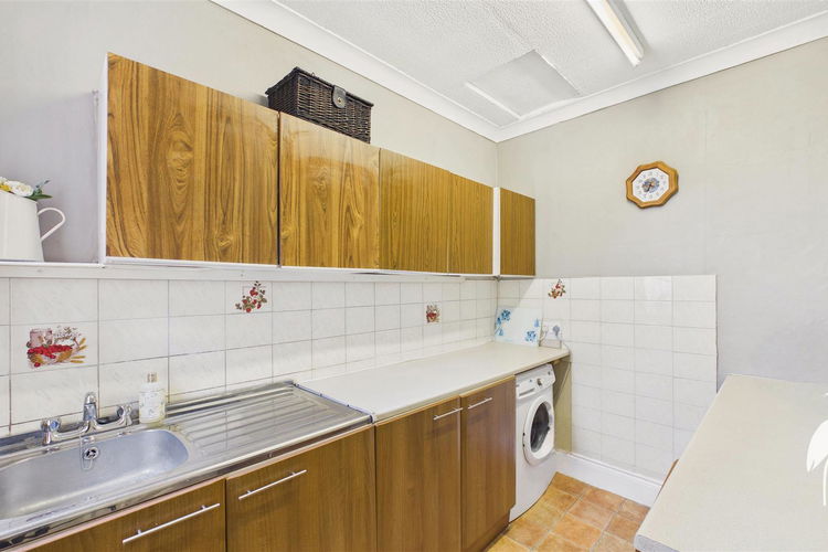 Utility - Picture 10 of 26