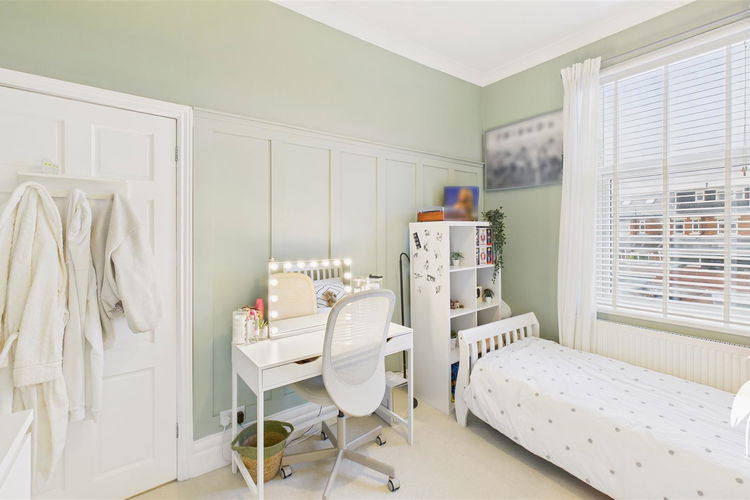 Bedroom 2 - Picture 17 of 24