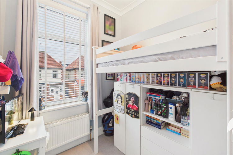 Bedroom 3 - Picture 18 of 24