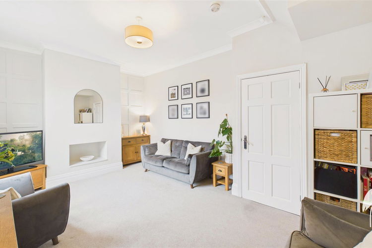 Sitting Room - Picture 6 of 24