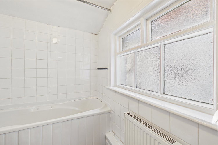 Bathroom - Picture 11 of 14