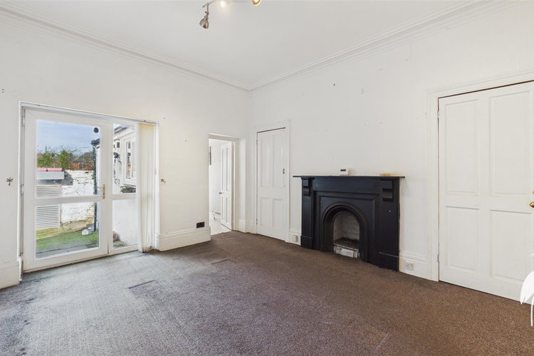 Dining Room - Picture 4 of 14