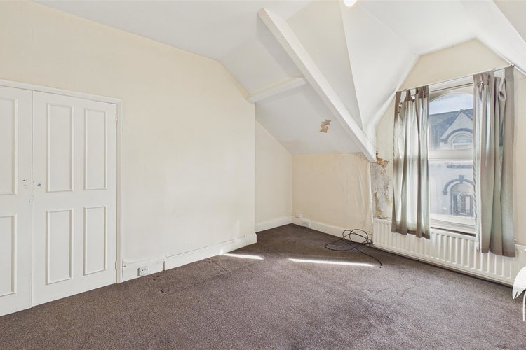 Bedroom 2 - Picture 8 of 14