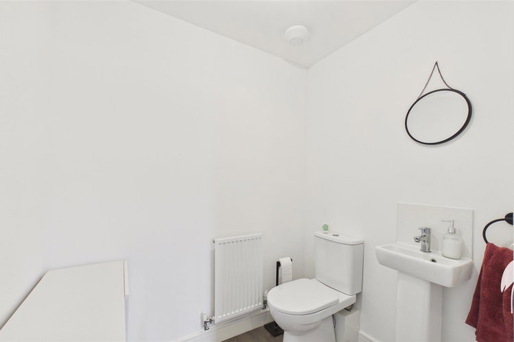 Cloakroom/WC - Picture 10 of 29