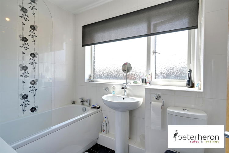 Bathroom - Picture 11 of 13