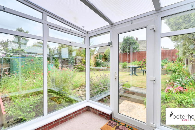 Conservatory - Picture 9 of 26