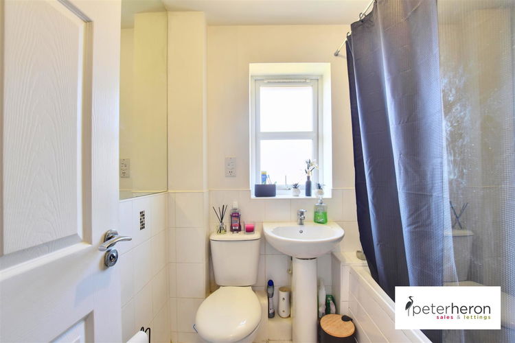 Bathroom - Picture 12 of 15