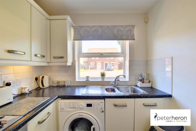 Kitchen - Picture 6 of 15