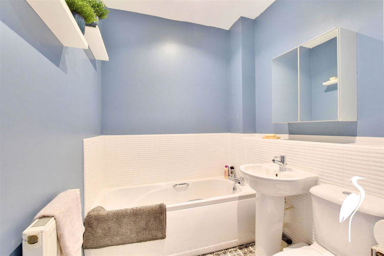 Bathroom - Picture 14 of 18