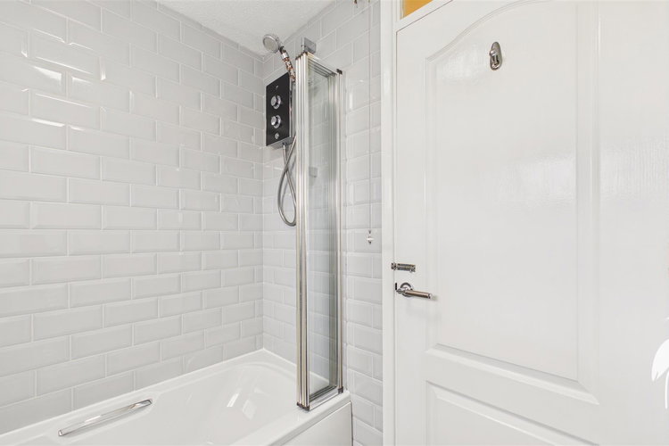 Bathroom - Picture 29 of 35