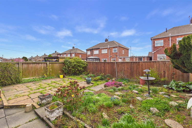 Outside - Picture 18 of 20