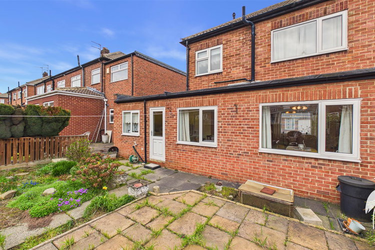 Outside - Picture 20 of 20