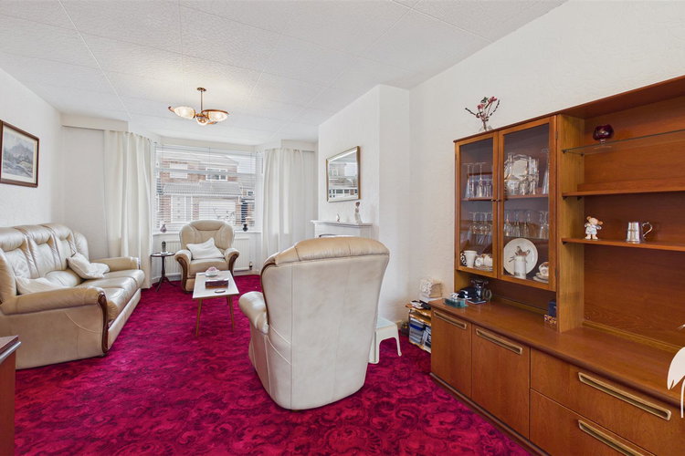 Lounge/Diner - Picture 5 of 20