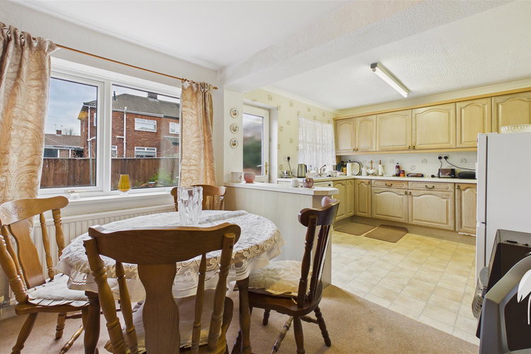 Breakfasting Kitchen - Picture 6 of 20