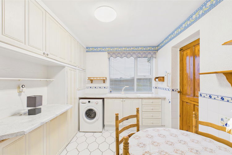 Breakfasting Kitchen - Picture 9 of 29