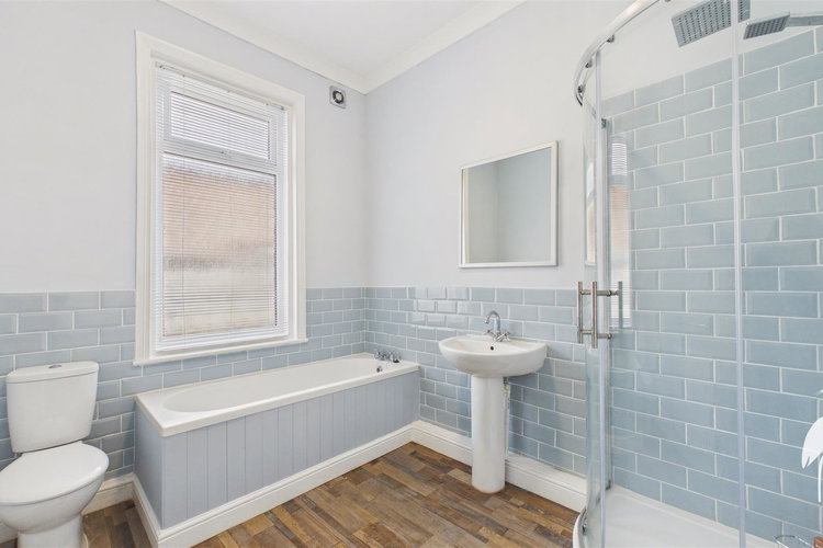 Bathroom - Picture 12 of 18
