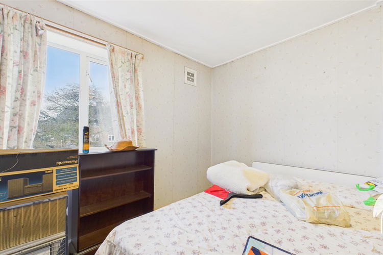 Bedroom 3 - Picture 14 of 19