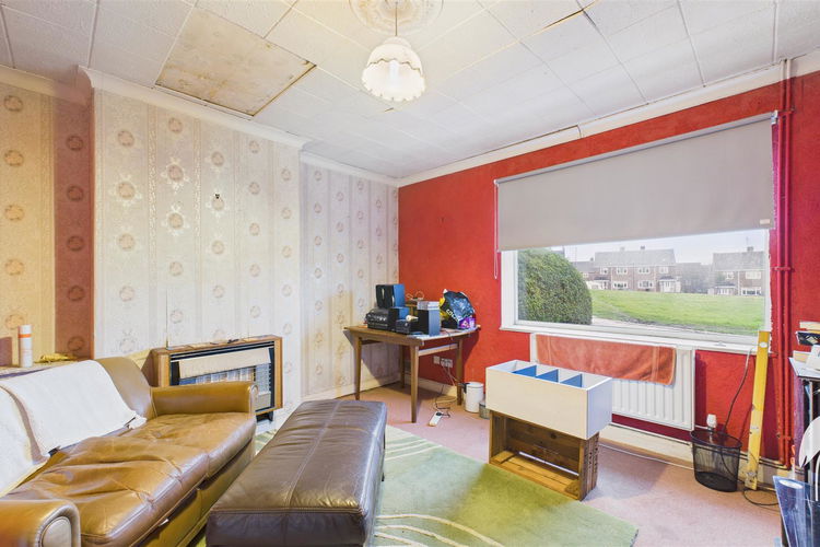 Dining Room - Picture 4 of 19