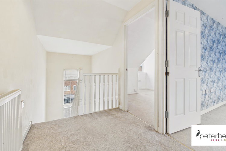 Second Floor Landing - Picture 21 of 23