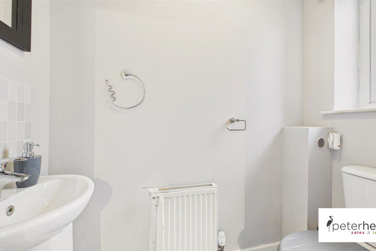 Cloakroom/WC - Picture 7 of 23