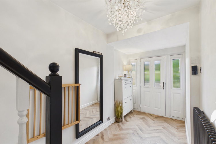 Entrance Hall - Picture 16 of 36