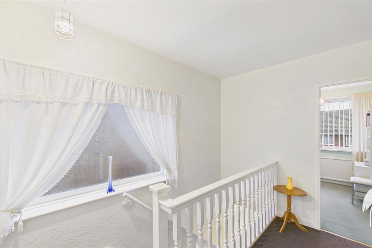 First Floor Landing - Picture 16 of 23