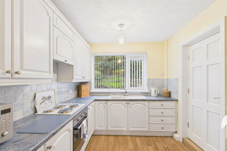 Kitchen - Picture 6 of 23