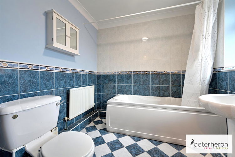 Bathroom - Picture 7 of 12