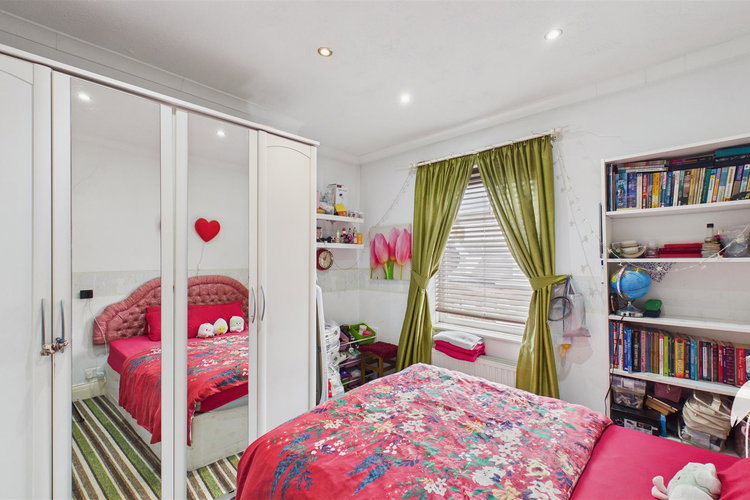 Bedroom 2 - Picture 16 of 22