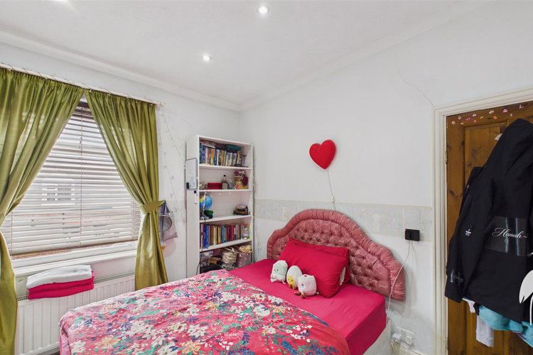 Bedroom 2 - Picture 17 of 22