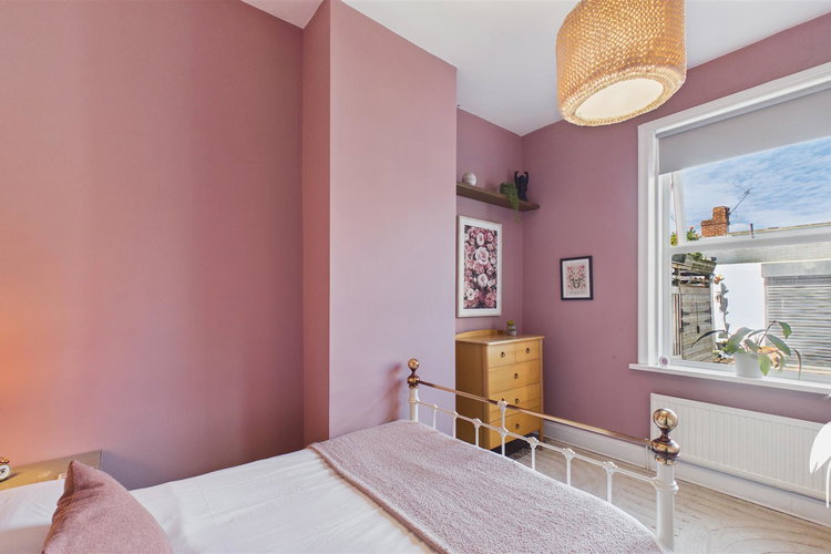 Bedroom 1 - Picture 15 of 27