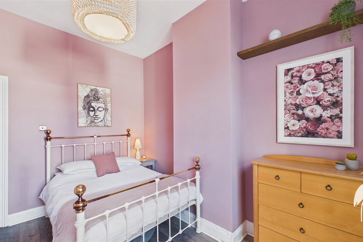 Bedroom 1 - Picture 16 of 27