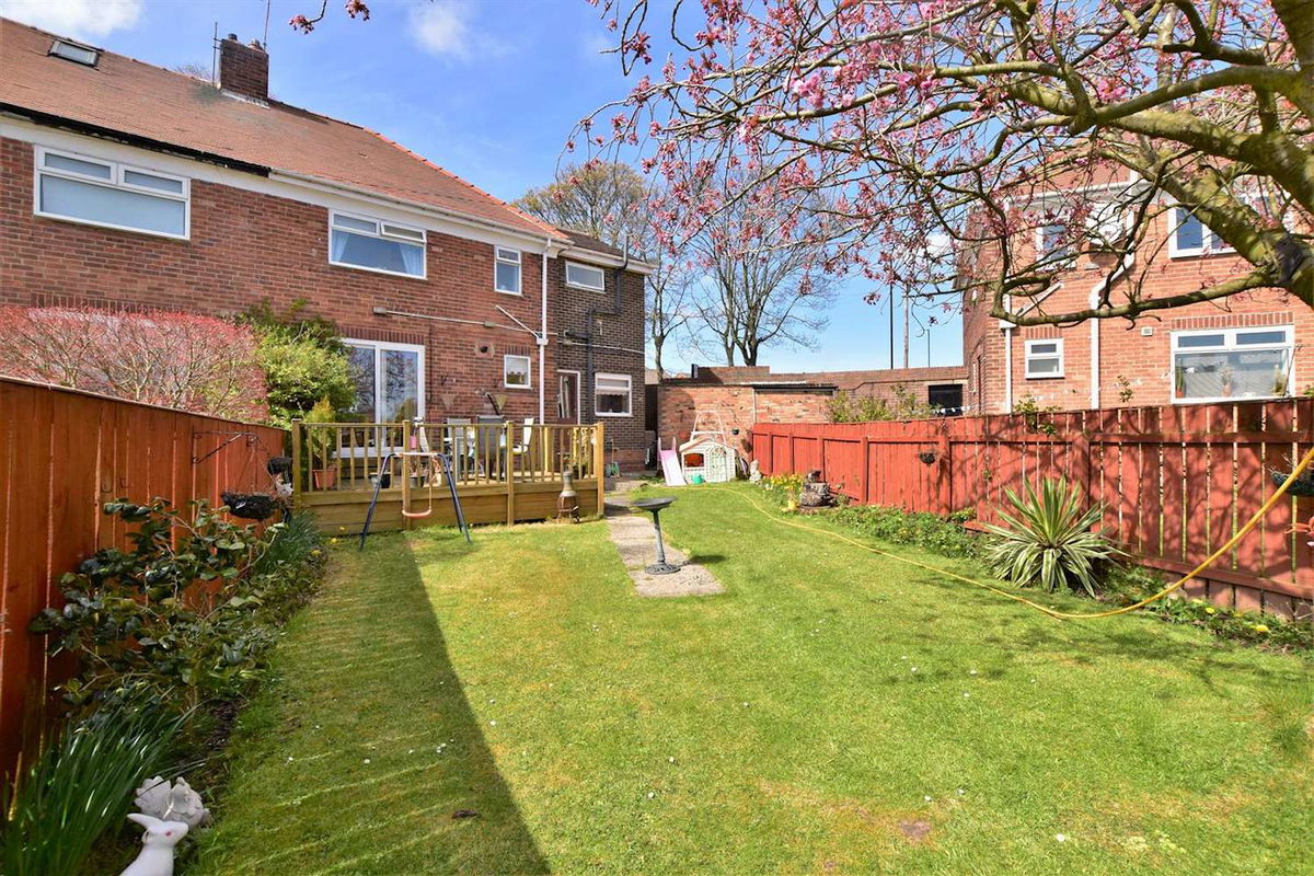 Hylton Castle Road, Sunderland, Tyne & Wear, SR5 3EF £155,000 from