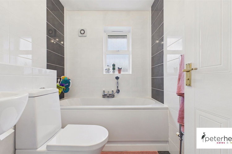 Bathroom - Picture 23 of 26