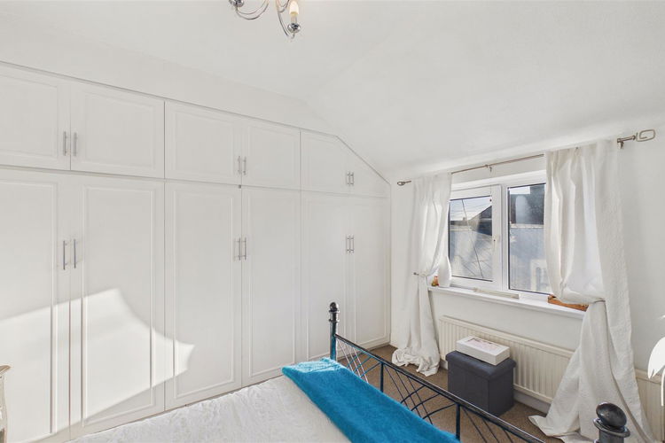 Bedroom 2 - Picture 17 of 21