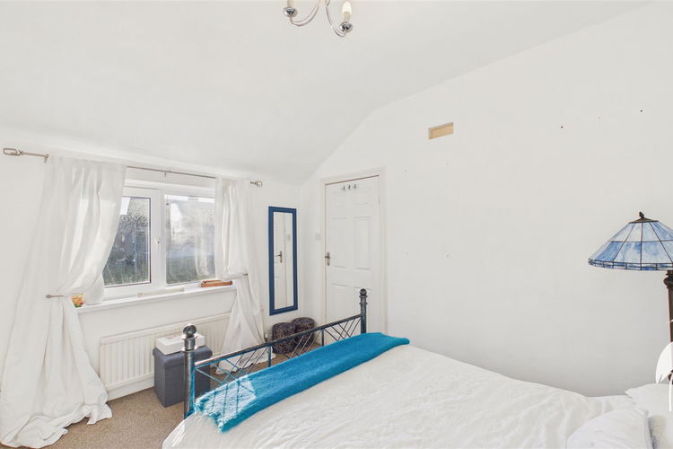 Bedroom 2 - Picture 18 of 21