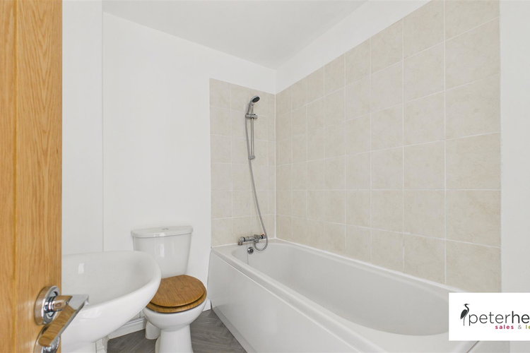 Bathroom - Picture 21 of 24