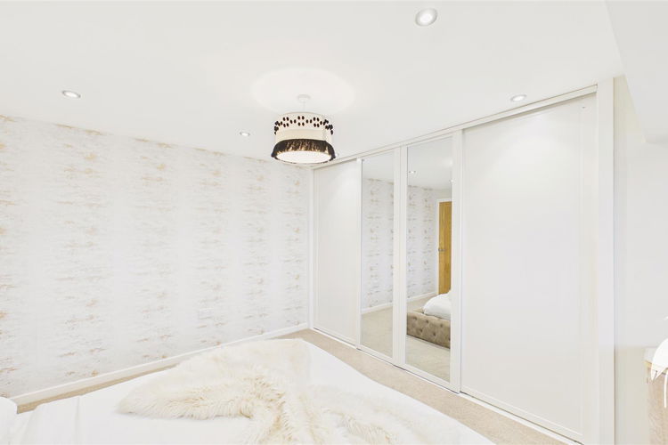 Bedroom 1 - Picture 25 of 35